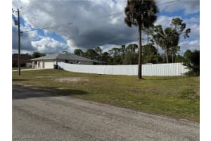 1065 Lilac Street, Lehigh Acres, FL 33974 - MLS#225010624
