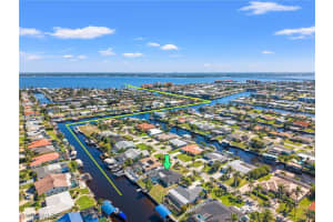 1709 Se 39th St, Cape Coral