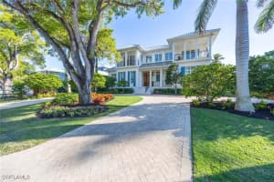 112 1st Avenue, Naples, FL 34102 Sold 06/11/25
