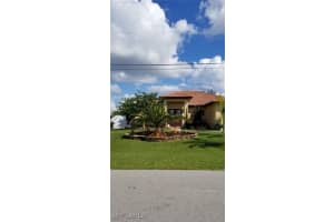 511 Sw 7th Pl, Cape Coral