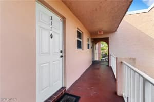 300 Forest Lakes Boulevard, Naples, FL 34105 Sold 04/09/25