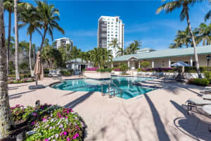 455 Cove Tower Drive, Naples, FL 34110 - MLS#225010681