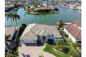 480 Heathwood Drive, Marco Island, FL 34145 Sold 03/19/25