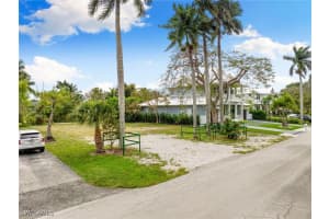 1084 Broad Avenue, Naples, FL 34102 - MLS#225010815