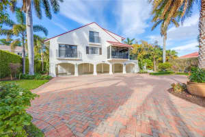 375 8th Avenue, Naples, FL 34102 - MLS#225010850