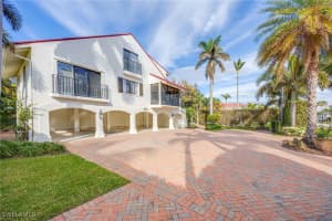 375 8th Avenue, Naples, FL 34102 - MLS#225010850