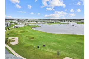 5715 Double Eagle Cir 4437, Ave Maria