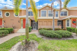 28064 Cavendish Court, Bonita Springs, FL 34135 - MLS#225010966