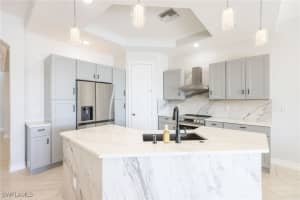 1419 Serrano Circle, Naples, FL 34105 Sold 04/03/25