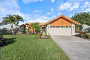 12725 Inverary Circle, Fort Myers, FL 33912 Sold 05/28/25