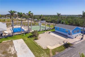 137 Garcia Way, Fort Myers Beach, FL 33931 - MLS#225011104