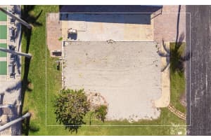 137 Garcia Way, Fort Myers Beach, FL 33931 - MLS#225011104