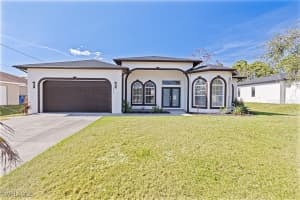 1013 Alfreda Avenue, Lehigh Acres, FL 33971 Sold 03/12/25