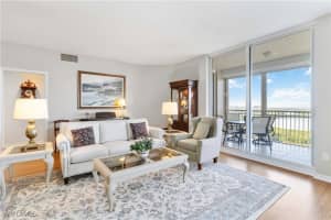 1001 Arbor Lake Dr 1202, Naples