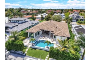 1493 Pelican Avenue, Naples, FL 34102 Sold 05/12/25