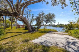 17520 Taylor Road, Alva, FL 33920 Sold 04/10/25
