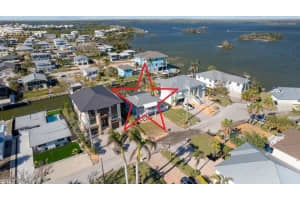 247 Curlew Street, Fort Myers Beach, FL 33931 Sold 09/02/25