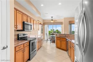 174 Shadroe Cove Circle, Cape Coral, FL 33991 - MLS#225011220