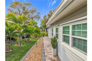 10047 Parkwood Dr. B51, Fort Myers, FL 33905 - MLS#225011231