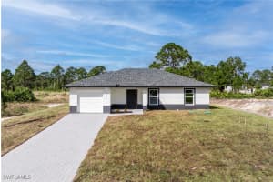 620 Parker Avenue, Lehigh Acres, FL 33974 Sold 03/11/25
