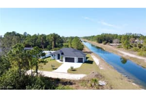 2811 Connie Avenue, Lehigh Acres, FL 33971 Sold 03/06/25