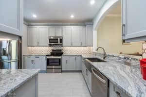 670 Catamaran Court, Naples, FL 34110 - MLS#225011678