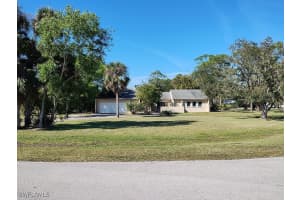 7256 Lake Drive, Fort Myers, FL 33908 Sold 07/07/25