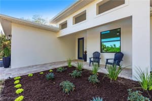 882 35th Avenue, Naples, FL 34120 Sold 02/20/25