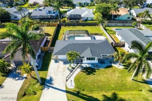 924 Dean Way, Fort Myers, FL 33919 - MLS#225011709