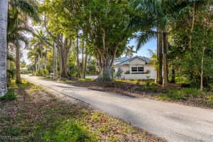 8721 Cajuput Cove, Fort Myers, FL 33919 Sold 03/04/25