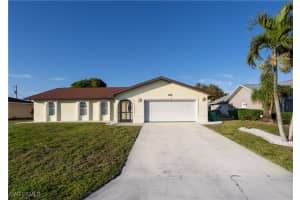 1217 17th Terrace, Cape Coral, FL 33990 - MLS#225011876