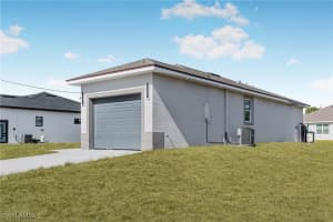 3604 26TH Street, Lehigh Acres, FL 33976 Sold 08/29/25