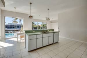 2810 25th Street, Cape Coral, FL 33914 - MLS#225011891