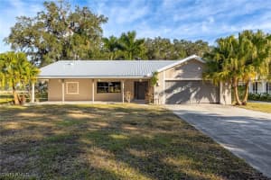 1250 Riverbend Drive, Labelle, FL 33935 Sold 08/06/25