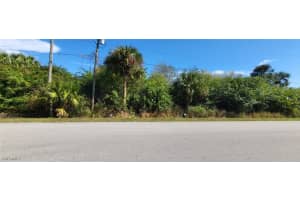  18th ST NE, Naples, FL 34120 - MLS#225012113