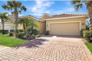 2474 Heydon Circle, Naples, FL 34120 Sold 08/15/25