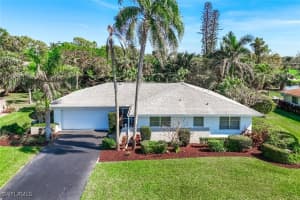 466 Golfview Drive, Naples, FL 34110 Sold 05/14/25