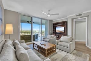 410 Flagship Dr 1005, Naples
