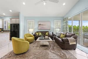 596 93rd Avenue, Naples, FL 34108 - MLS#225012225