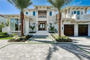 1910 4th Street, Naples, FL 34102 - MLS#225012321