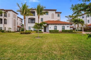 4600 Colony Villas Drive, Bonita Springs, FL 34134 Sold 03/28/25