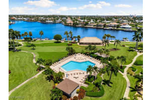 693 Seaview Court, Marco Island, FL 34145 - MLS#225012399