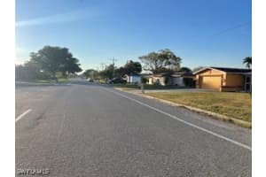 715 Shadyside Street, Lehigh Acres, FL 33936 - MLS#225012405