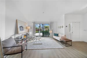 2213 Royal Lane, Naples, FL 34112 Sold 04/07/25