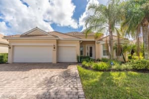 8562 Julia Lane, Naples, FL 34114 Sold 03/21/25