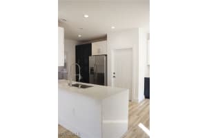15489 Summit Place Cir 302, Naples