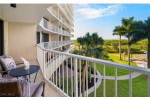 380 Seaview Ct 301, Marco Island