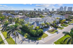 596 Pine Grove Lane, Naples, FL 34103 Sold 04/16/25