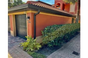 10025 Heather Ln 702, Naples