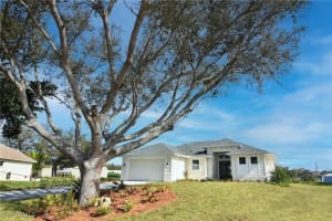 6321 Castlewood Circle, Fort Myers, FL 33905 Sold 06/05/25